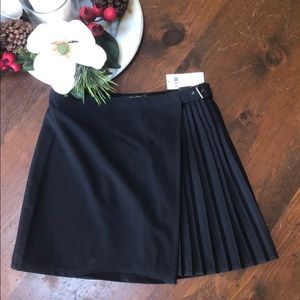 Abercrombie Black Pleated Skirt